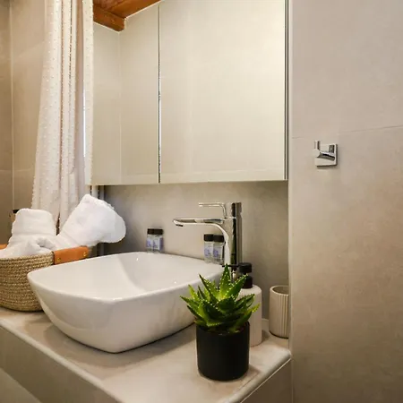 Oiti Mountain Holiday home Pavliani